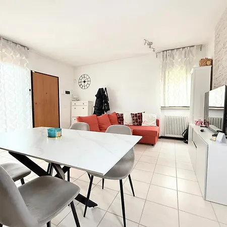 C014 - Camerano, Delizioso Bilocale Con Aria Condizionata Apartman Camerano